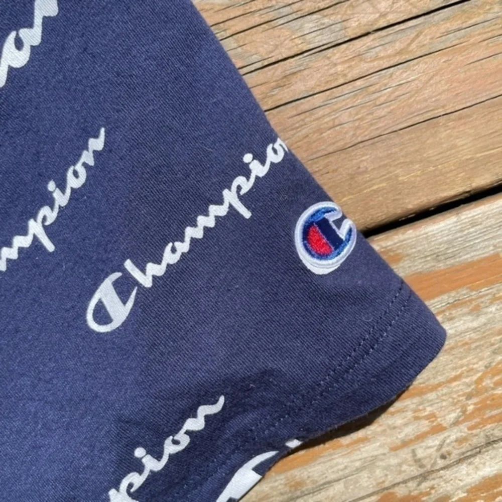 Champions Navy Logo Crop Top - Picture 5 of 13